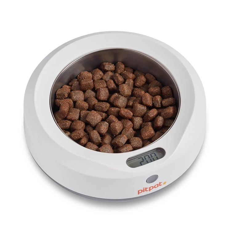 PitPat Weighing Bowl with kibble in